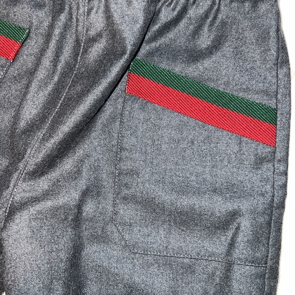 Gucci Boys logo Stripe shorts toddler 5 or 6 - Picture 4 of 5